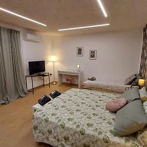Dn House Italy